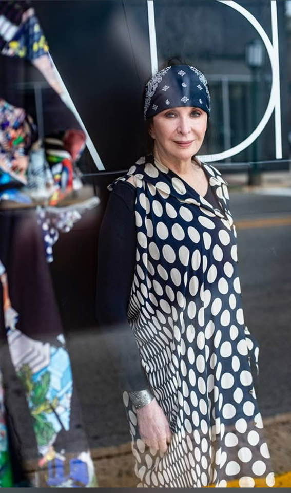 Linda Dresner Birmingham, Michigan: Trailblazing Fashion Retailer Sadly Passed Away